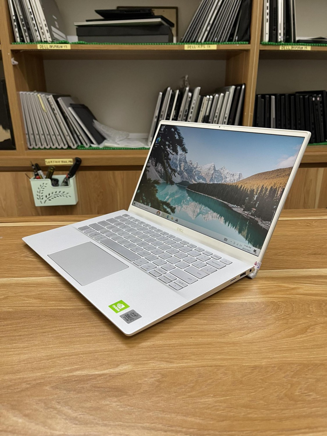 DELL latitude 5401 Core i5 - 9300H | RAM8GB | SSD 256GB - FHD 14’’ - VGA2GB- MX 150